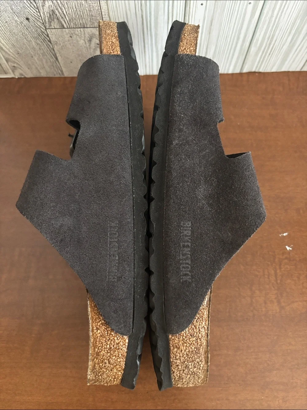 Birkenstock men’s Arizona  Two-Strap Sandals in Dark  Suede